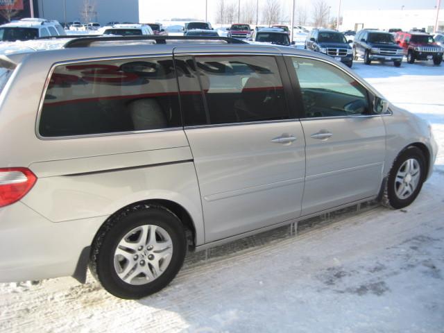Honda Odyssey 2005 photo 5