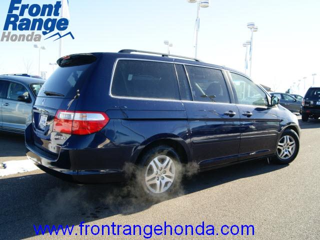 Honda Odyssey 2005 photo 1