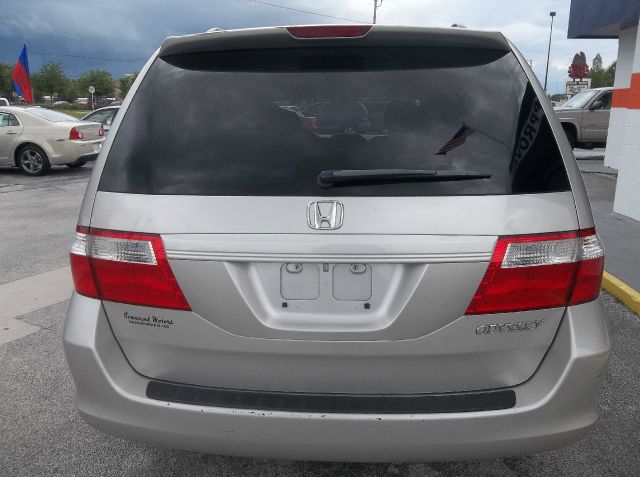 Honda Odyssey 2005 photo 11