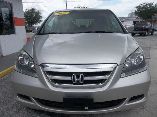 Honda Odyssey 2005 photo 13