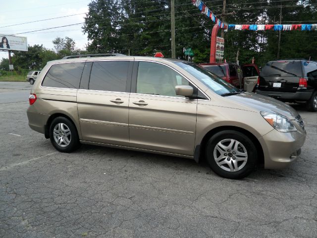 Honda Odyssey 2005 photo 4