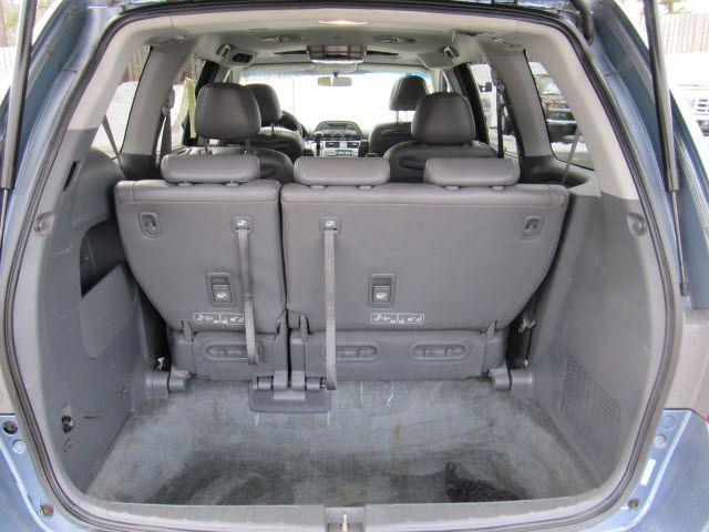 Honda Odyssey 2005 photo 3