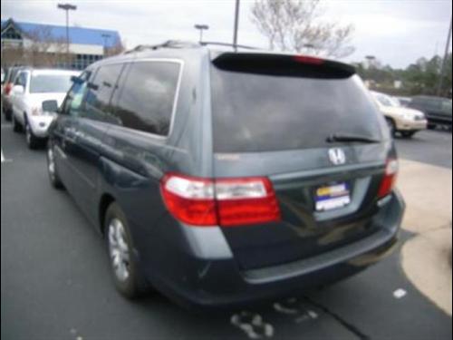 Honda Odyssey 2005 photo 5