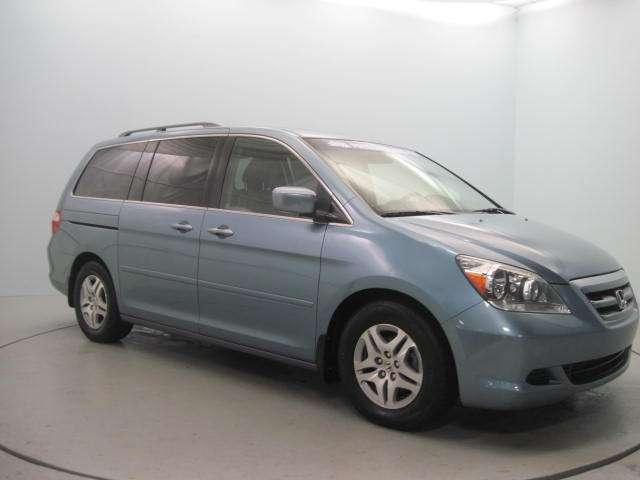 Honda Odyssey 2005 photo 1