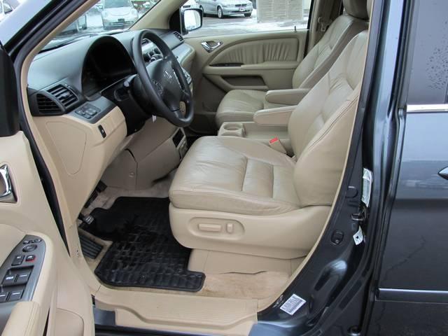 Honda Odyssey 2005 photo 3