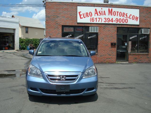 Honda Odyssey 2005 photo 1