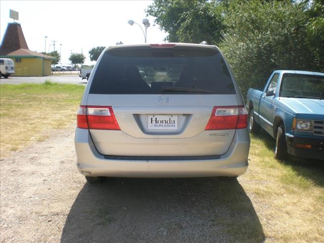 Honda Odyssey 2005 photo 1