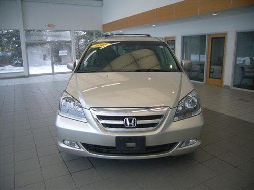 Honda Odyssey 2005 photo 1