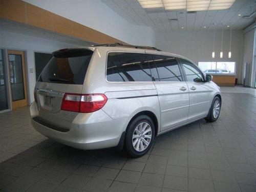 Honda Odyssey 2005 photo 5