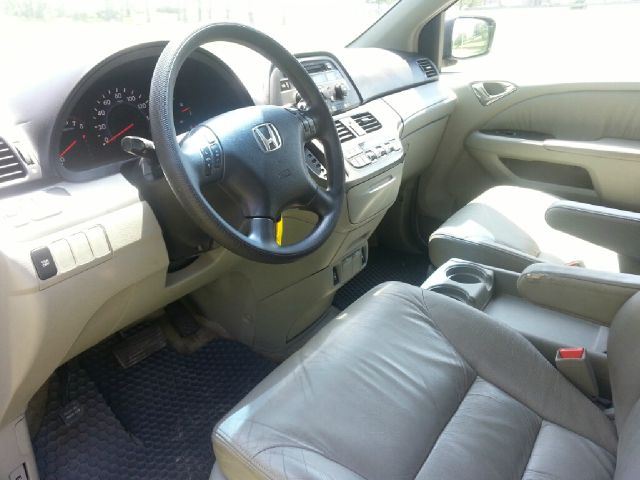 Honda Odyssey 2005 photo 1