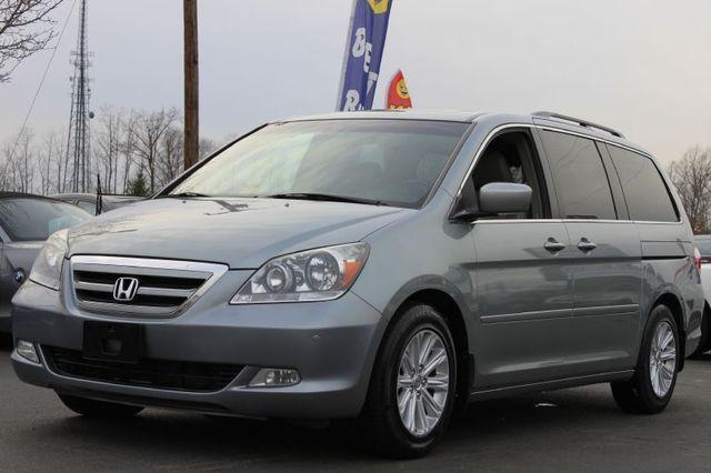 Honda Odyssey 2005 photo 2