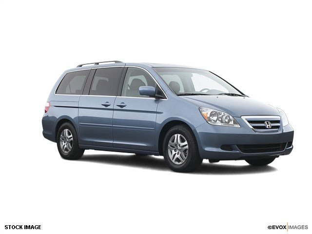 Honda Odyssey 2005 photo 2