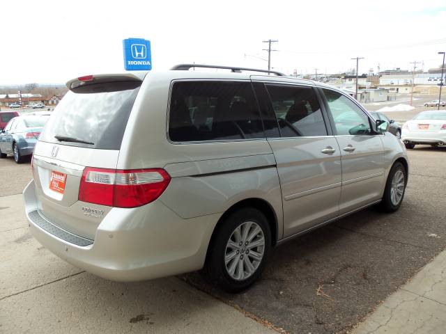 Honda Odyssey 2005 photo 3
