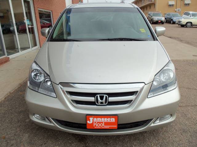 Honda Odyssey 2005 photo 4