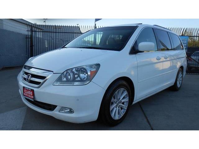 Honda Odyssey 2005 photo 4