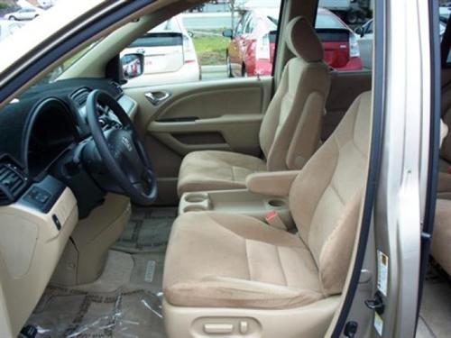Honda Odyssey 2005 photo 3