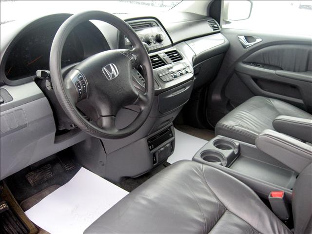Honda Odyssey 2005 photo 1