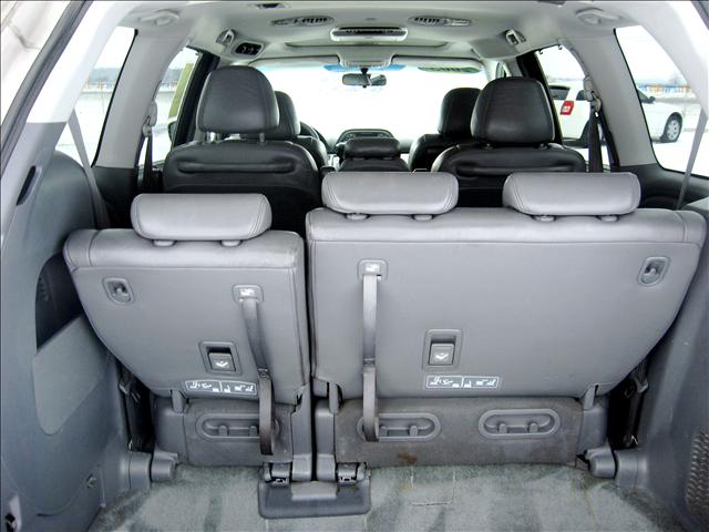 Honda Odyssey 2005 photo 4