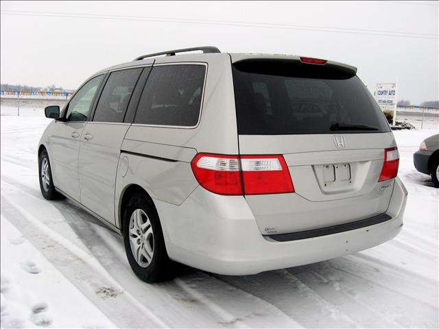 Honda Odyssey 2005 photo 5