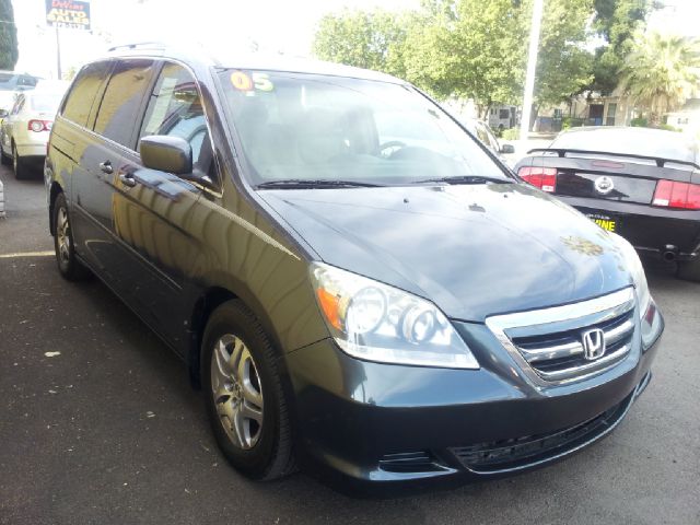 Honda Odyssey 2005 photo 12