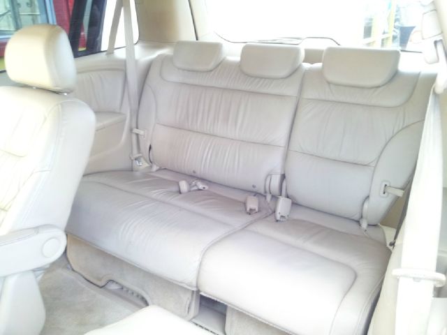 Honda Odyssey 2005 photo 3