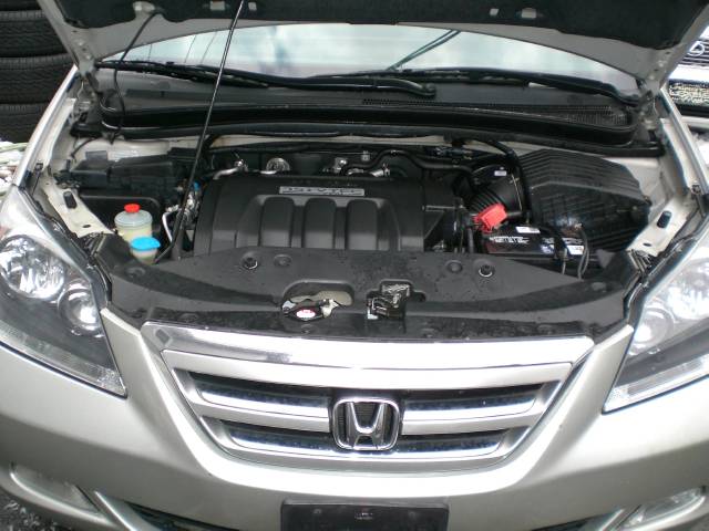 Honda Odyssey 2005 photo 4
