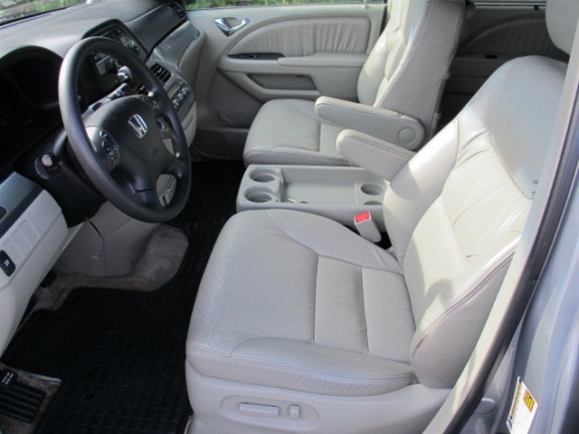 Honda Odyssey 2005 photo 5