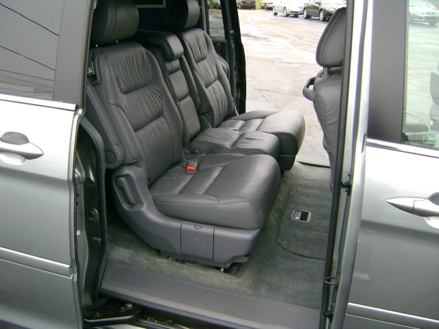 Honda Odyssey 2005 photo 5
