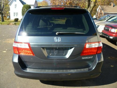 Honda Odyssey 2005 photo 3