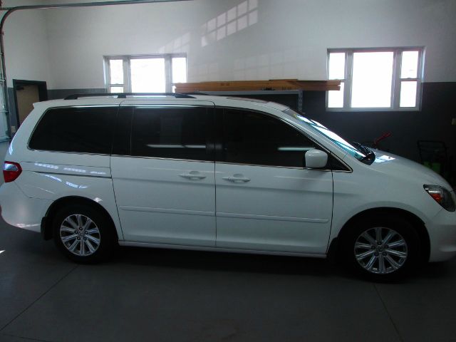 Honda Odyssey 2005 photo 2