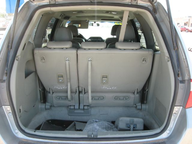 Honda Odyssey 2005 photo 1