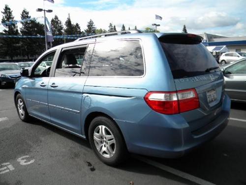 Honda Odyssey 2005 photo 5