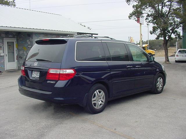 Honda Odyssey 2005 photo 1