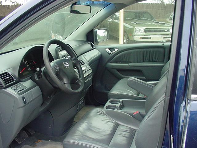 Honda Odyssey 2005 photo 4