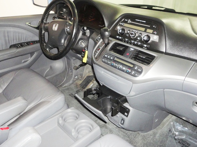 Honda Odyssey 2005 photo 1