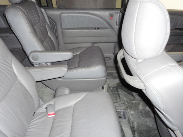 Honda Odyssey 2005 photo 3