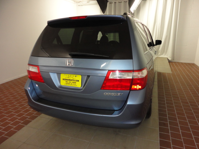 Honda Odyssey 2005 photo 4