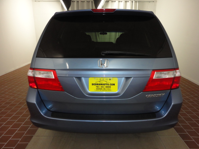 Honda Odyssey 2005 photo 5