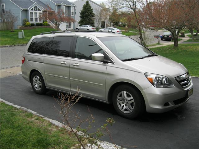 Honda Odyssey 2005 photo 4