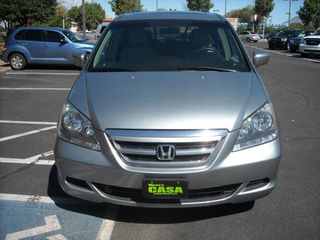 Honda Odyssey 2005 photo 1