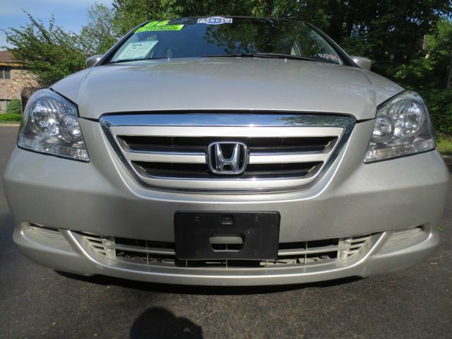 Honda Odyssey 2006 photo 2