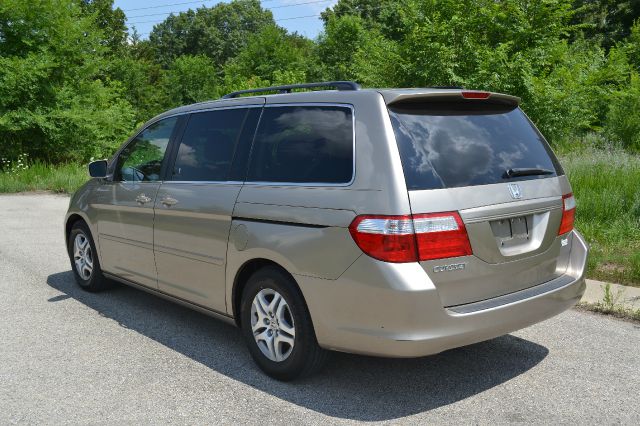 Honda Odyssey 2006 photo 2