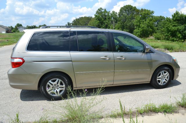 Honda Odyssey 2006 photo 3