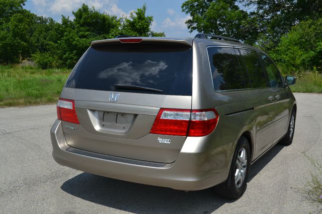 Honda Odyssey 2006 photo 4