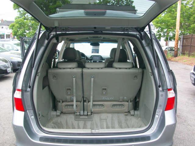 Honda Odyssey 2006 photo 9