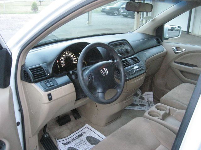 Honda Odyssey 2006 photo 2