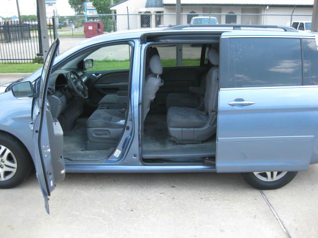 Honda Odyssey Open-top MiniVan