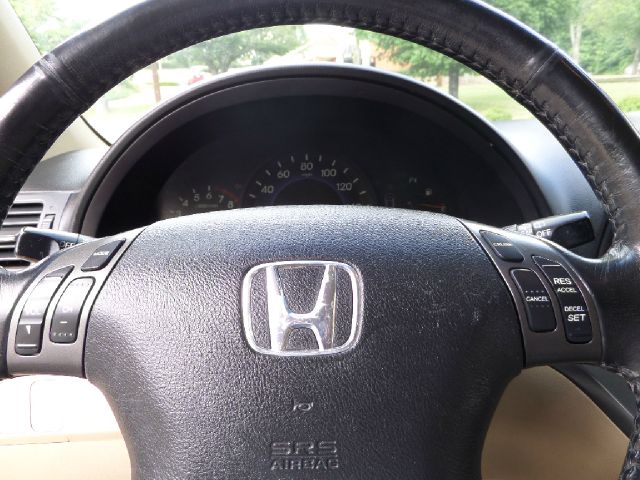 Honda Odyssey 2006 photo 16