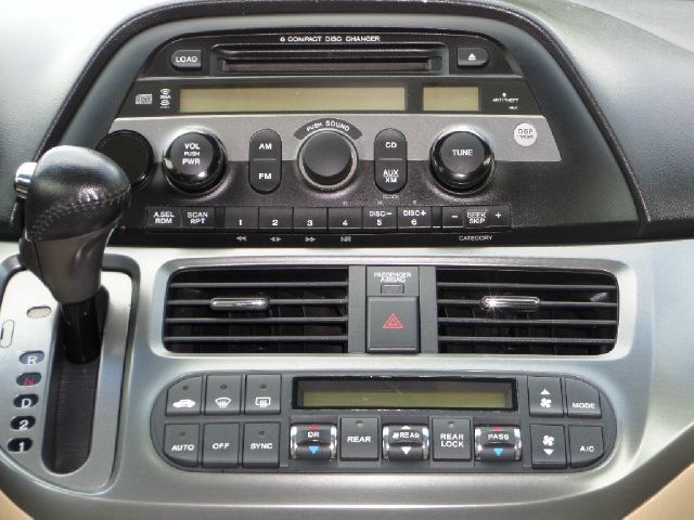 Honda Odyssey 2006 photo 5