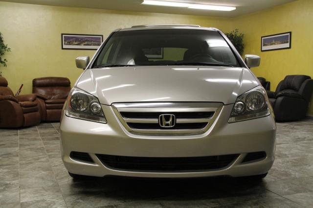 Honda Odyssey 2006 photo 3